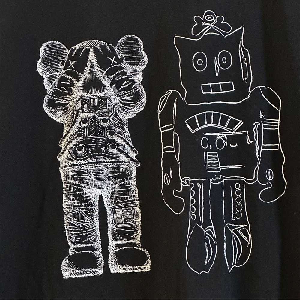 KAWS x Uniqlo Warhol UT Graphic T-shirt
Black Size Large - Picture 3 of 11